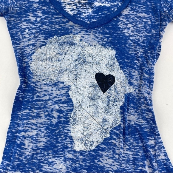 Threads 4 Though Tshirt Womens Small Blue Vneck Lightweight Africa Cap Sleeve - Picture 5 of 7